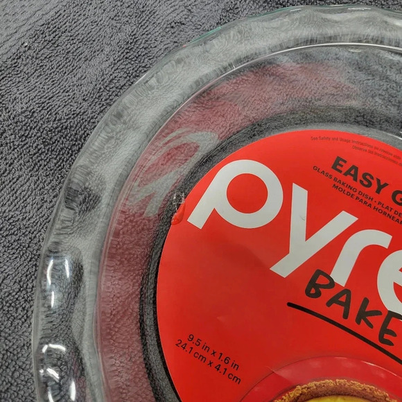 🌴3/$15🌴 Pyrex pie tin/plate glass New Bakeware - Picture 3 of 9